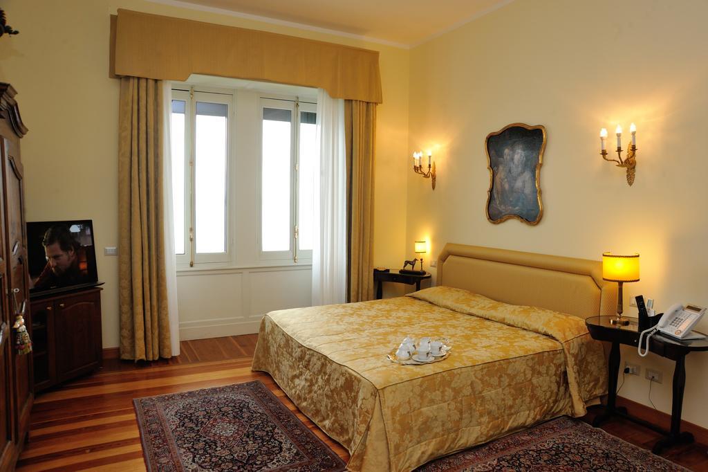 Villa Claudia Dei Marchesi Dal Pozzo Belgirate Extérieur photo